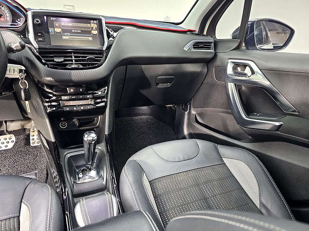 Peugeot 2008 - Vista 10