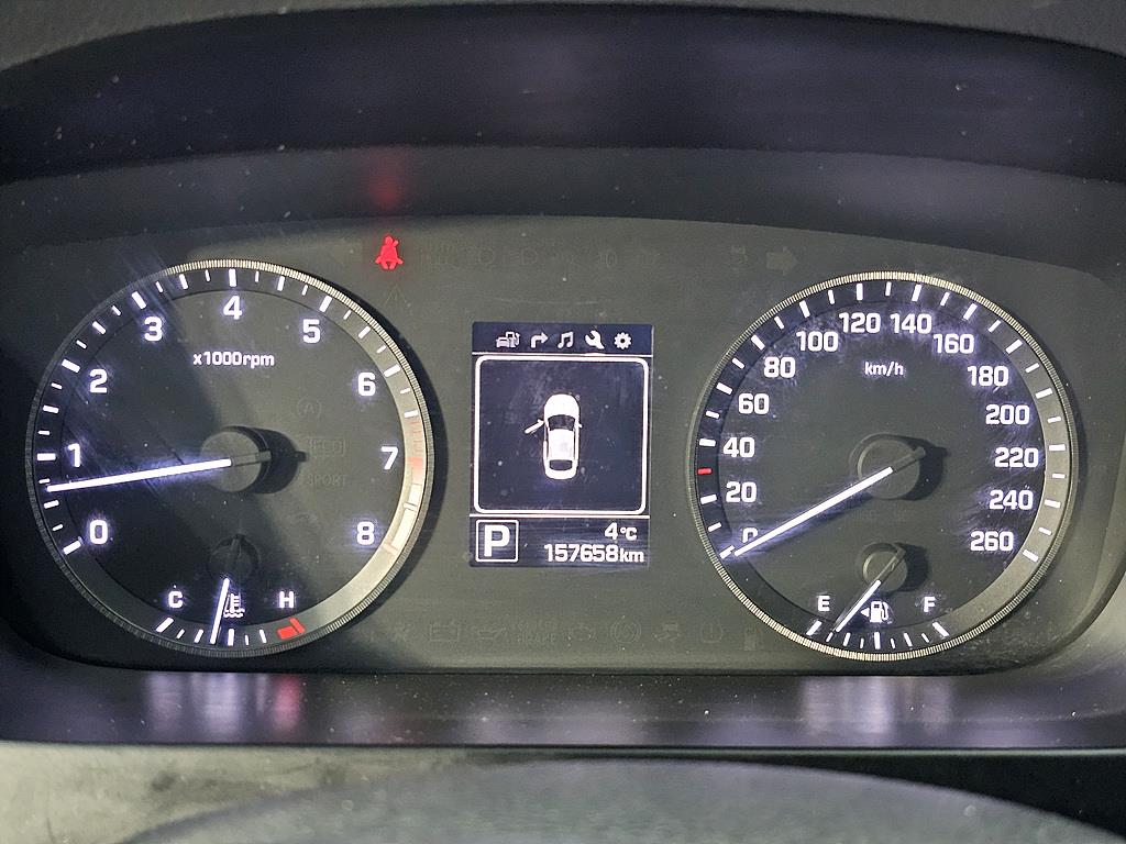 HYUNDAI Sonata - Vista 7