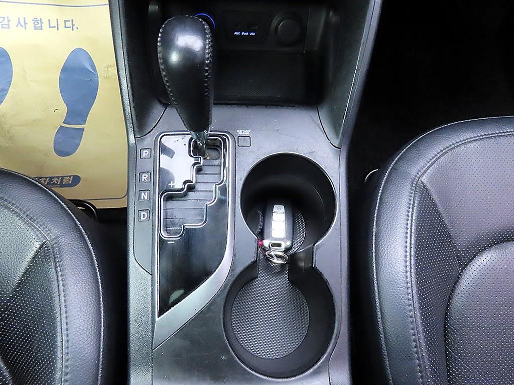 HYUNDAI Tucson - Vista 10