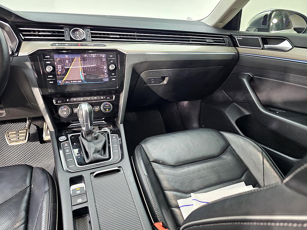 Volkswagen Arteon - Vista 10