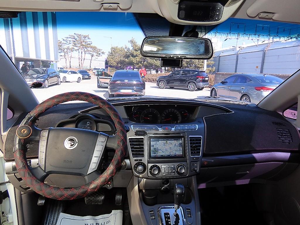 Ssangyong Korando - Vista 8