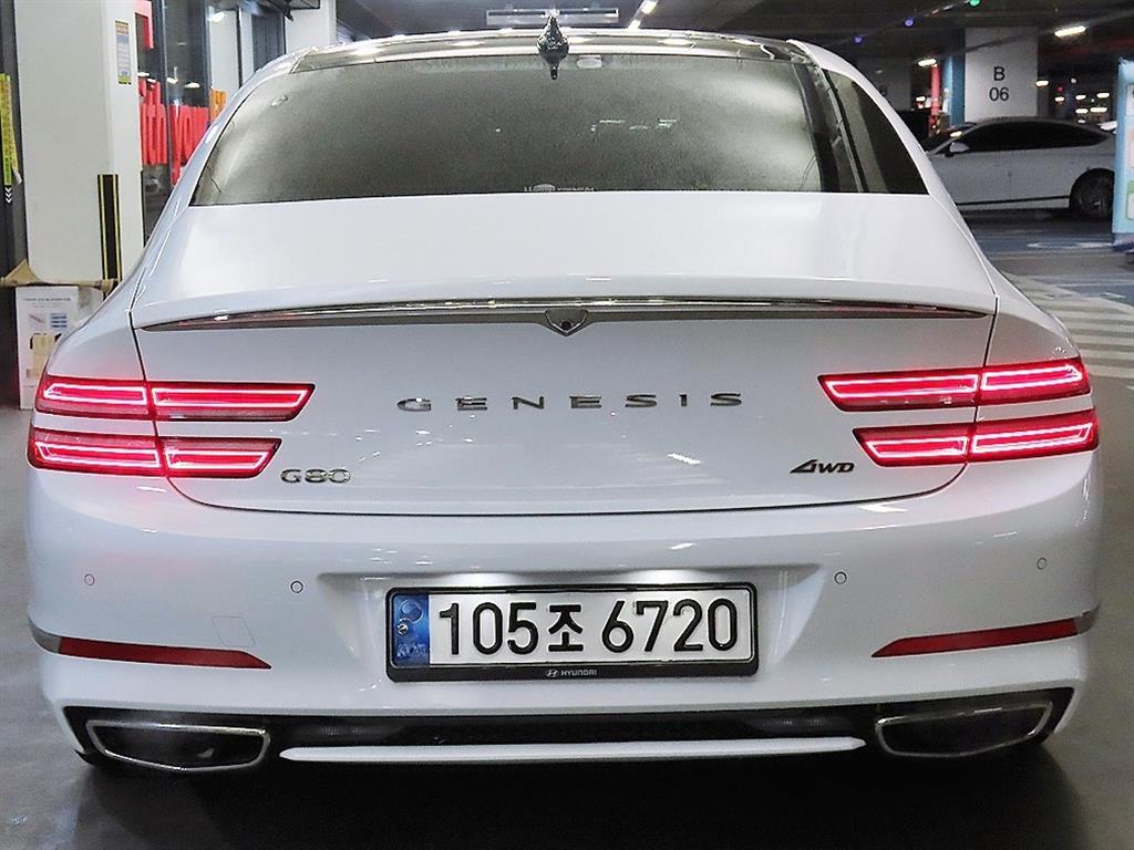 Genesis G80 - Vista 5