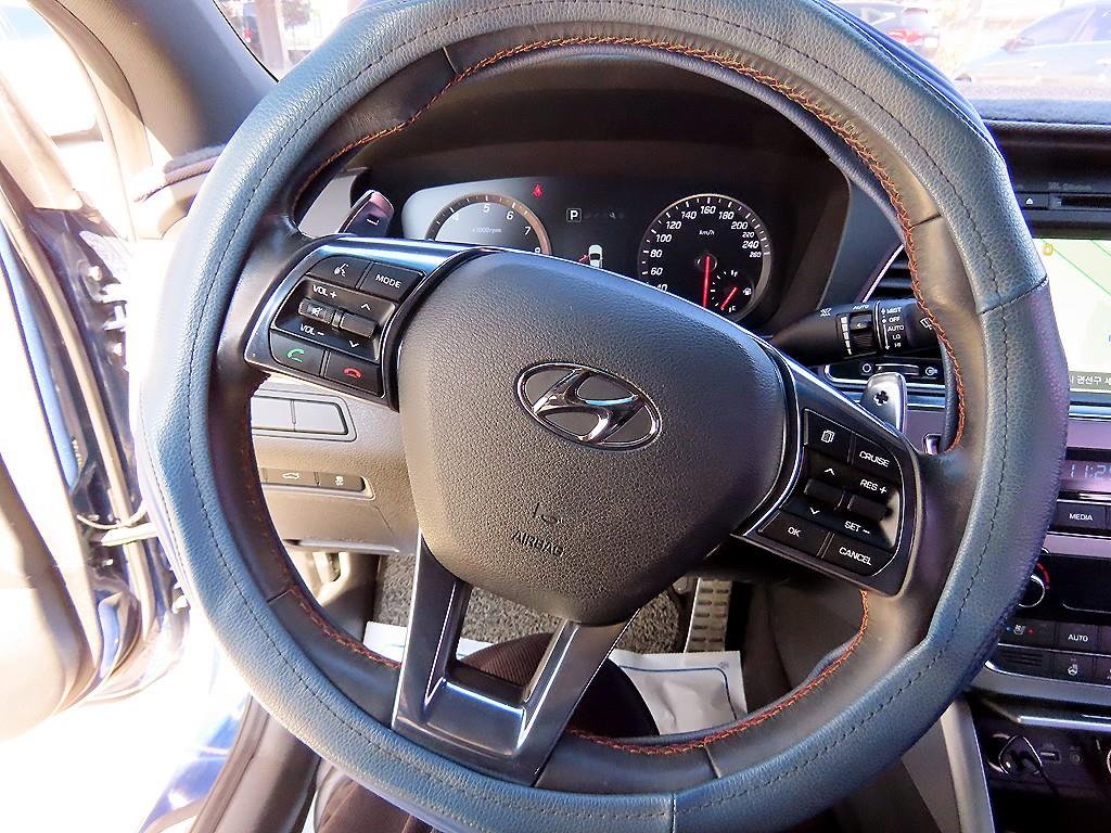 HYUNDAI Sonata - Vista 8