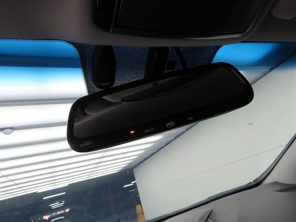 HYUNDAI Grandeur - Vista 12