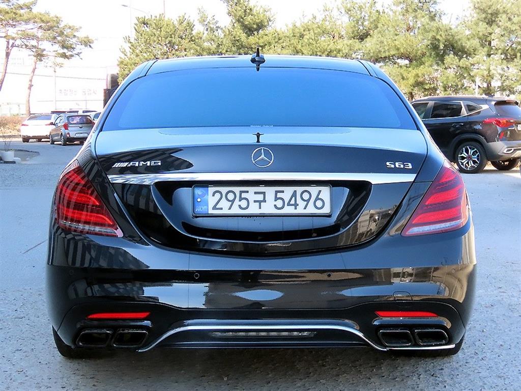 Mercedes Benz S Class - Vista 4