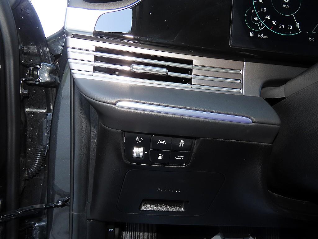 HYUNDAI Grandeur - Vista 12