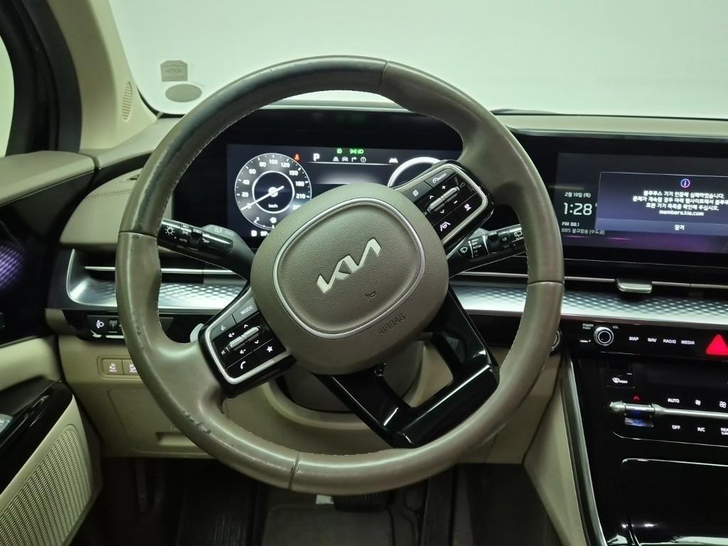 KIA Carnival - Vista 7