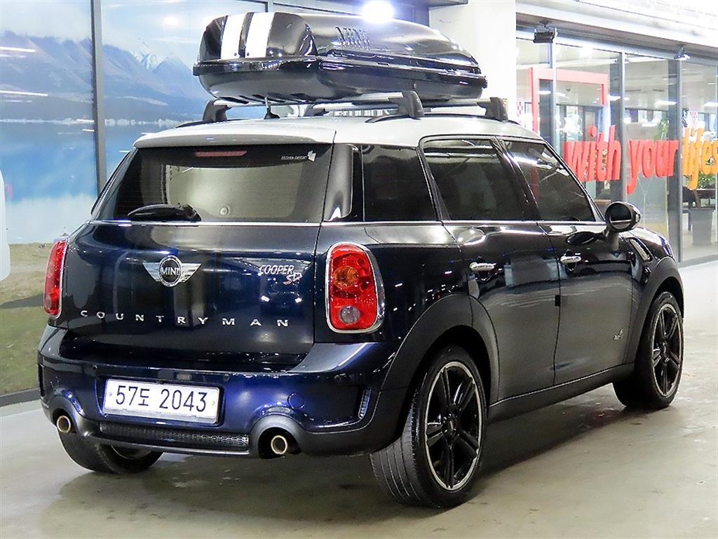 Mini Countryman - Vista 4