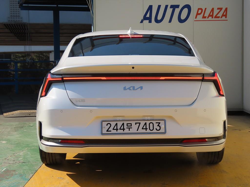KIA K8 - Vista 4