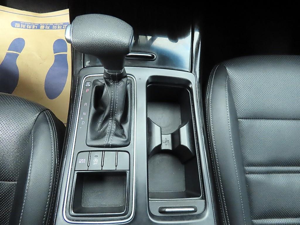 KIA Sorento - Vista 10