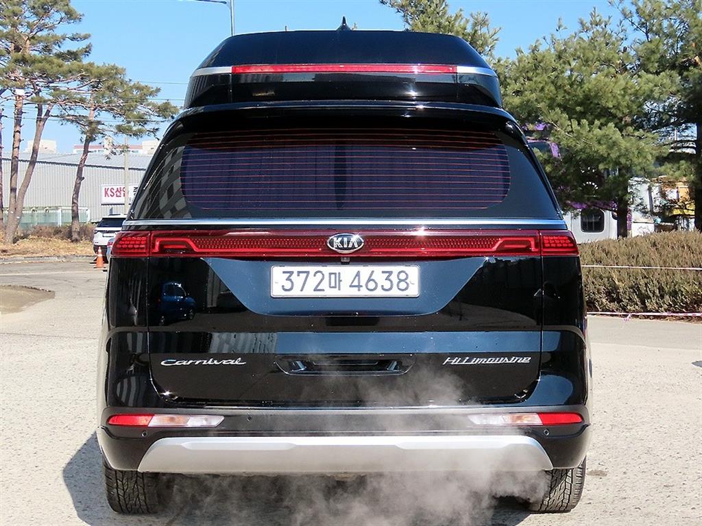 KIA Carnival - Vista 4