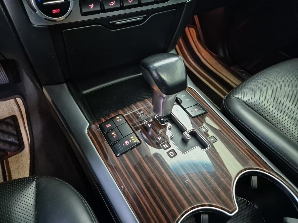 KIA Mohave - Vista 8