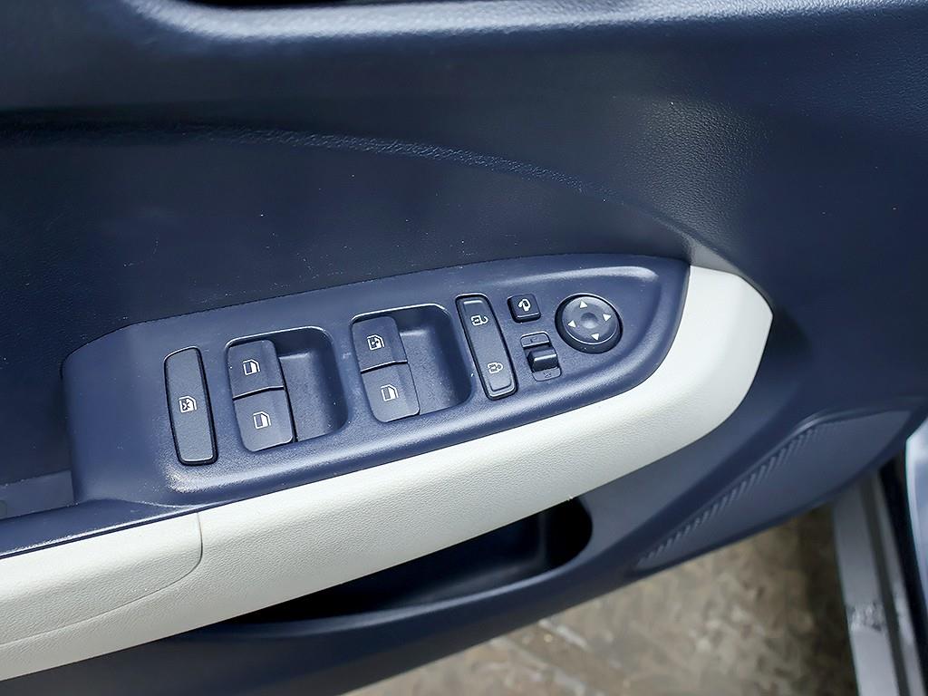 HYUNDAI Venue 2020 Azul - Importación desde Corea - HF Imports Iquique - Foto 13