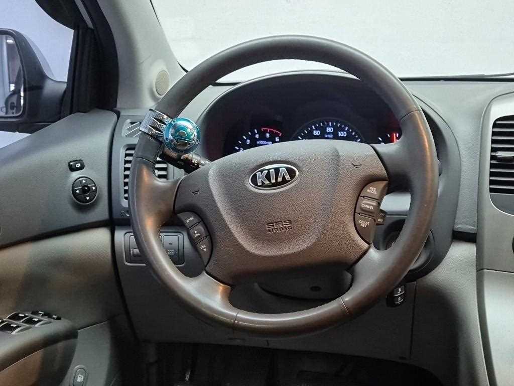 KIA Carnival - Vista 9
