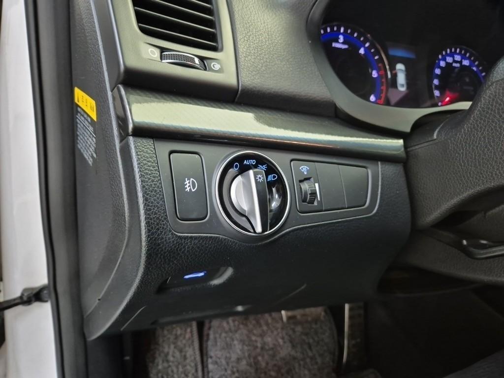 HYUNDAI i40 2015 Blanco - Importación desde Corea - HF Imports Iquique - Foto 16