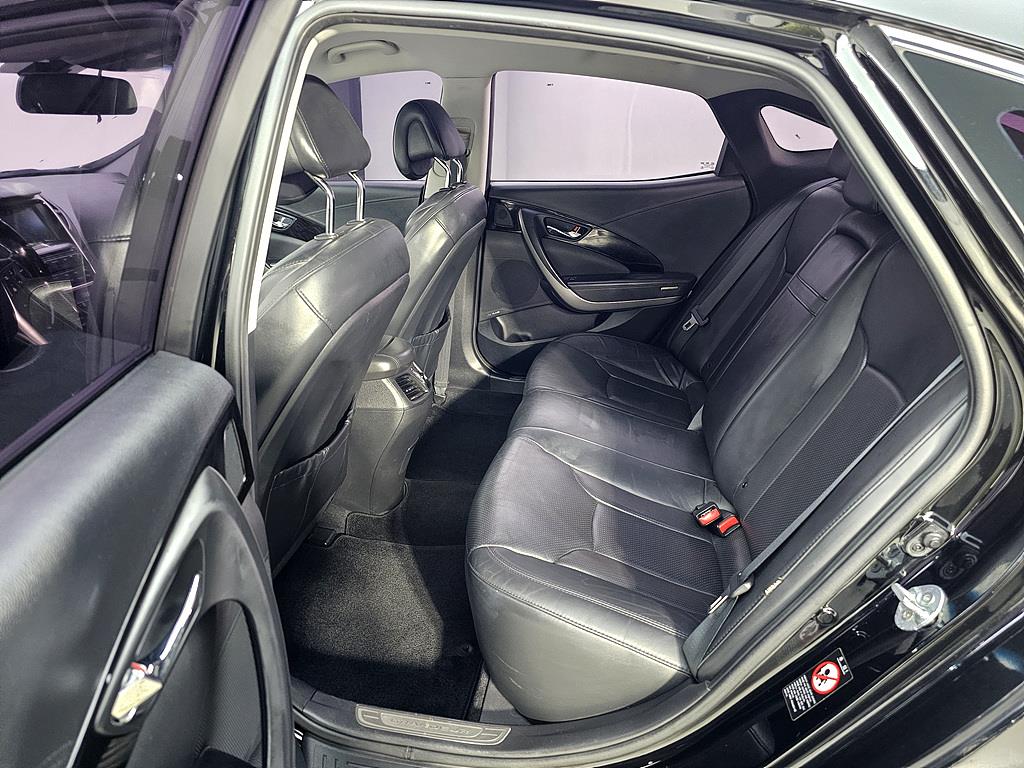 HYUNDAI Grandeur - Vista 9