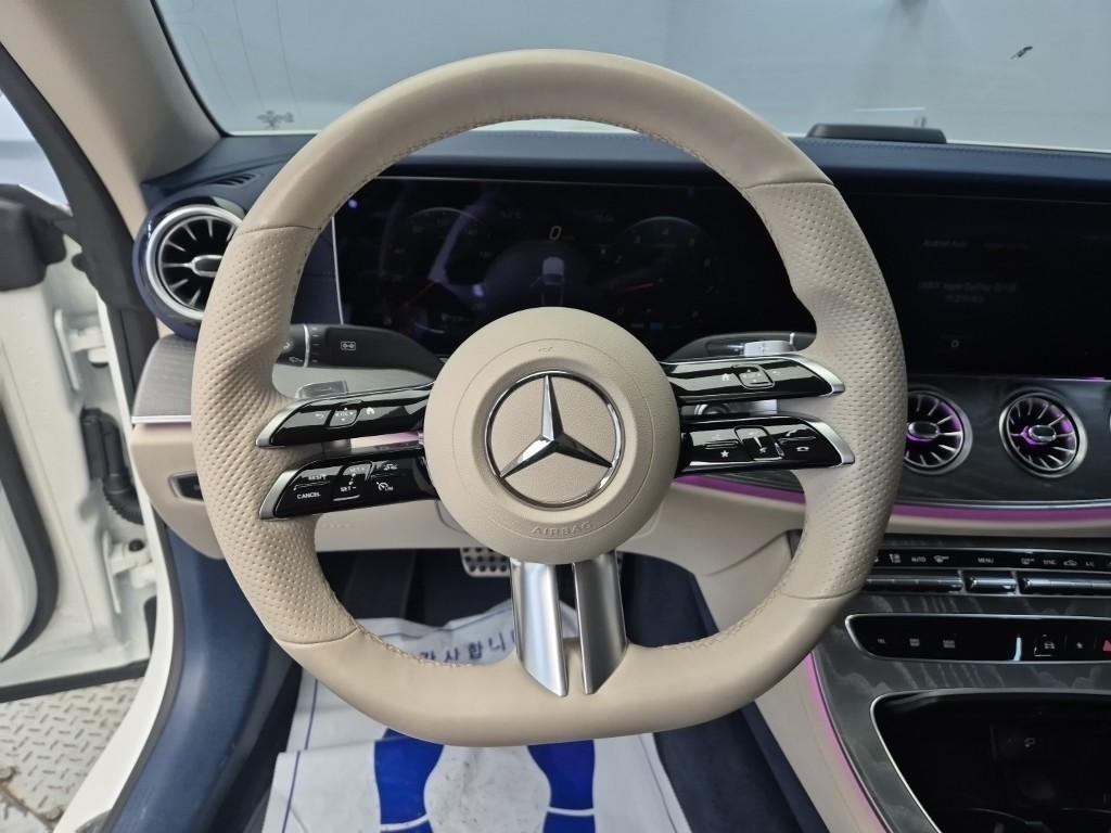 Mercedes Benz E class - Vista 9