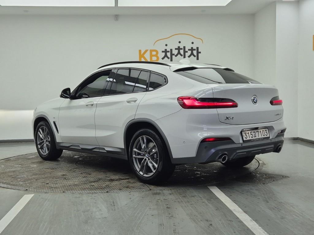 BMW X4 - Vista 3