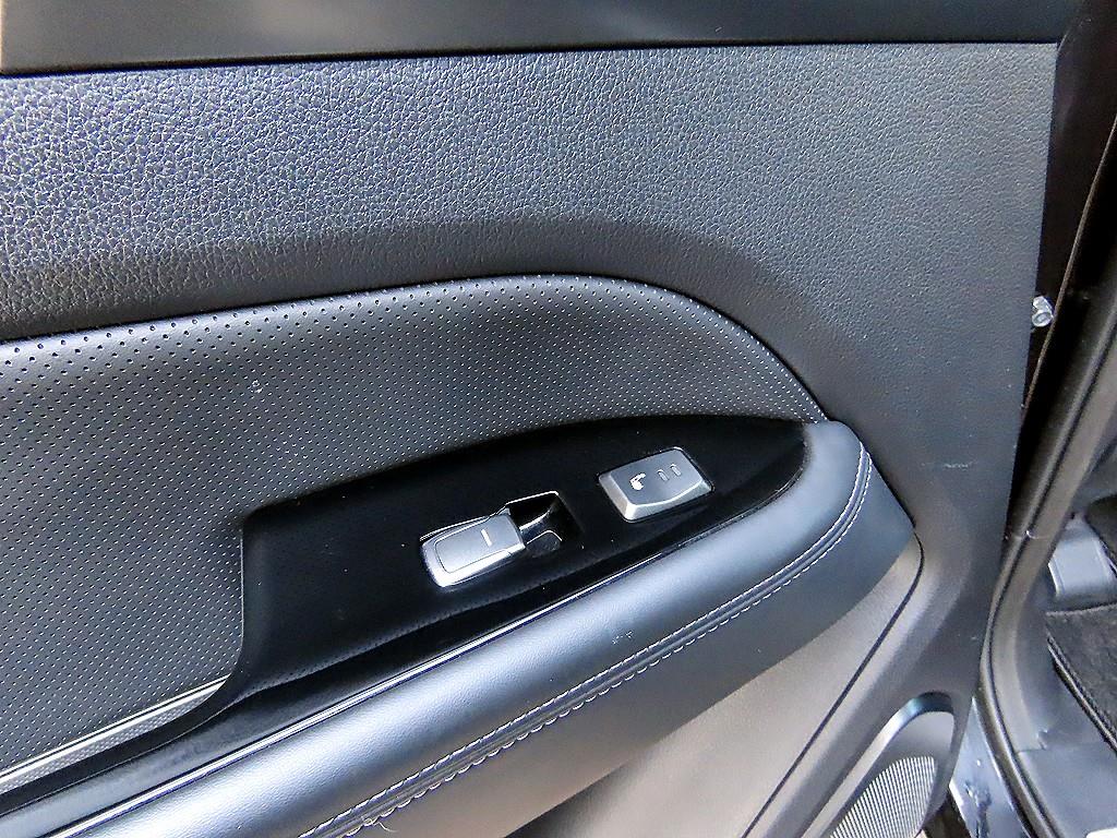 Ssangyong Rexton 2020 Negro - Importación desde Corea - HF Imports Iquique - Foto 14