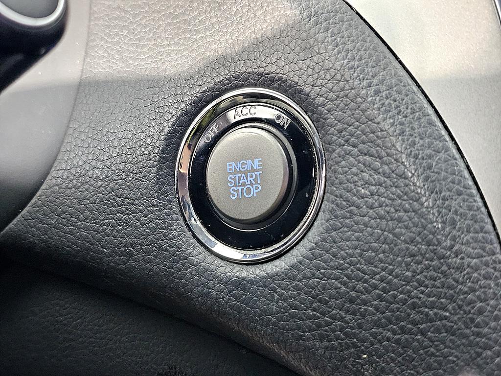 HYUNDAI Grandeur 2016 Plateado - Importación desde Corea - HF Imports Iquique - Foto 13