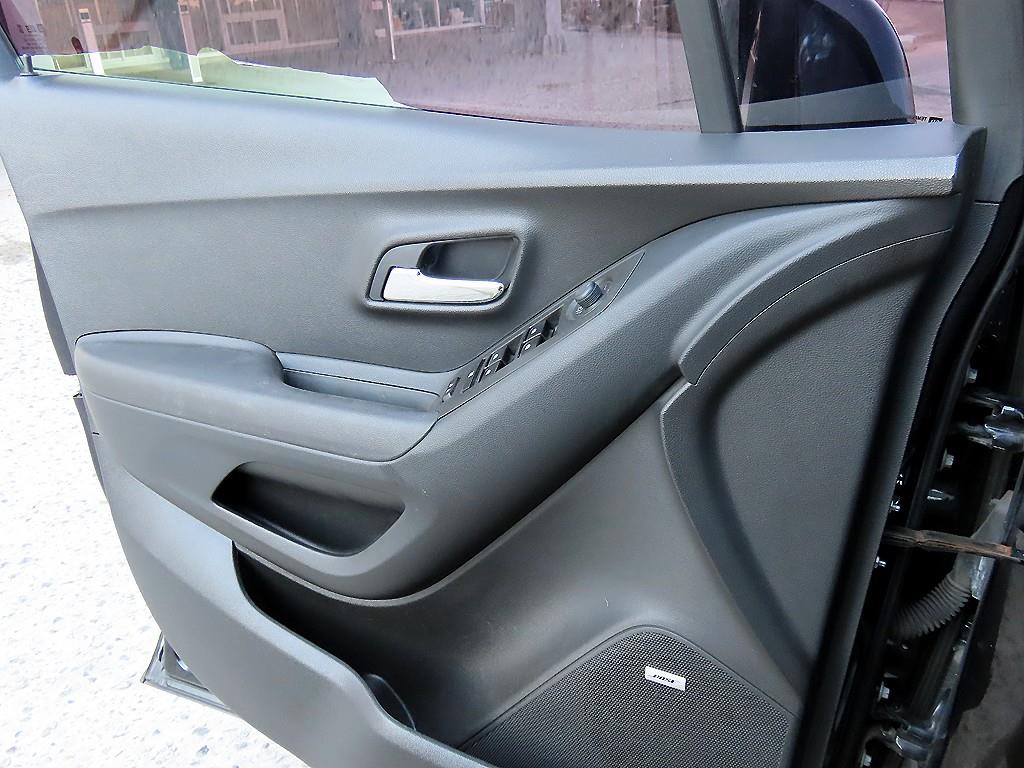 Chevrolet Trax - Vista 11