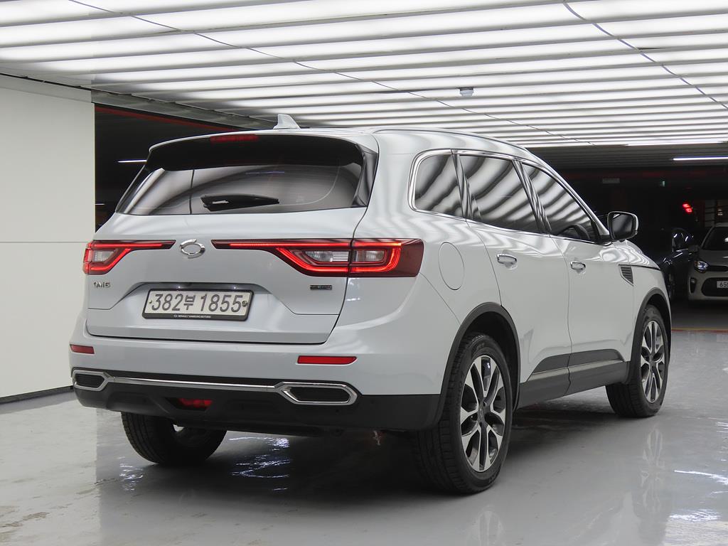 SAMSUNG QM6 - Vista 4