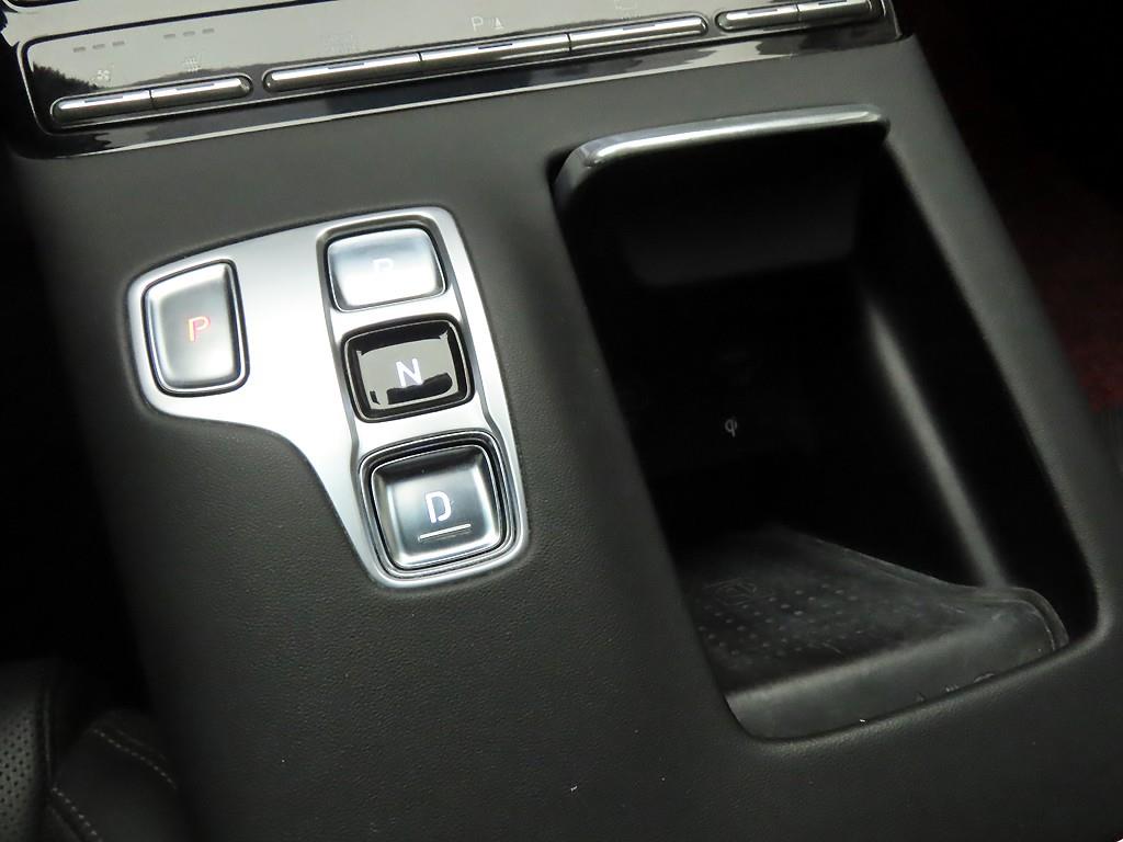 HYUNDAI Grandeur - Vista 10