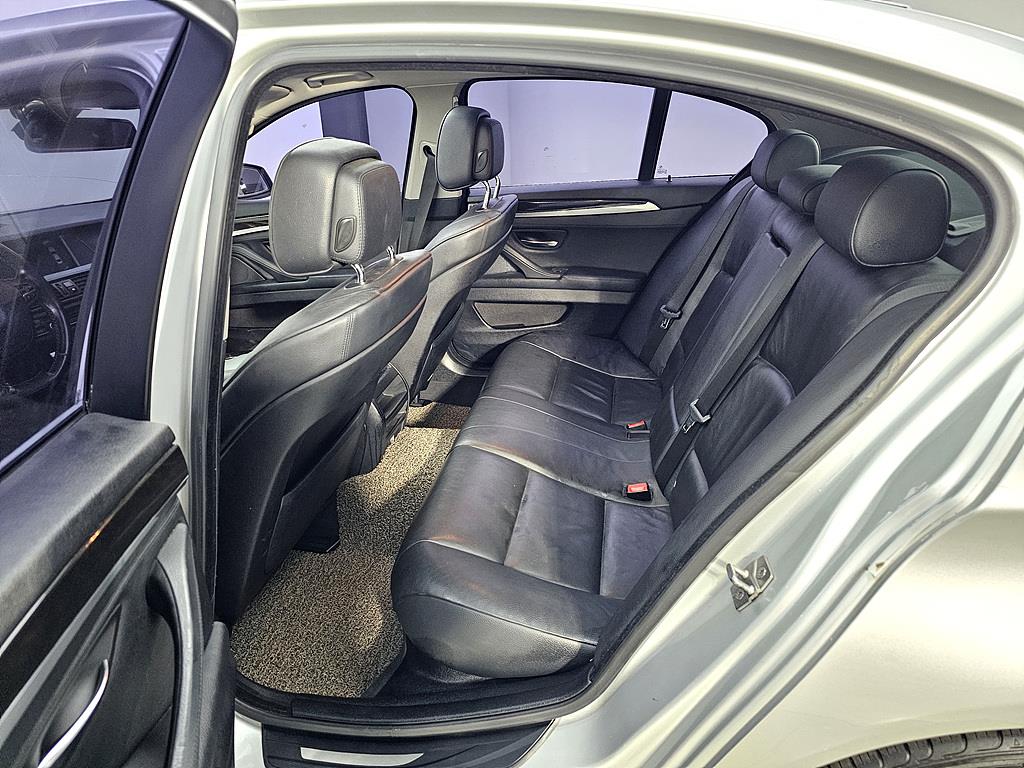 BMW 5 Series - Vista 9