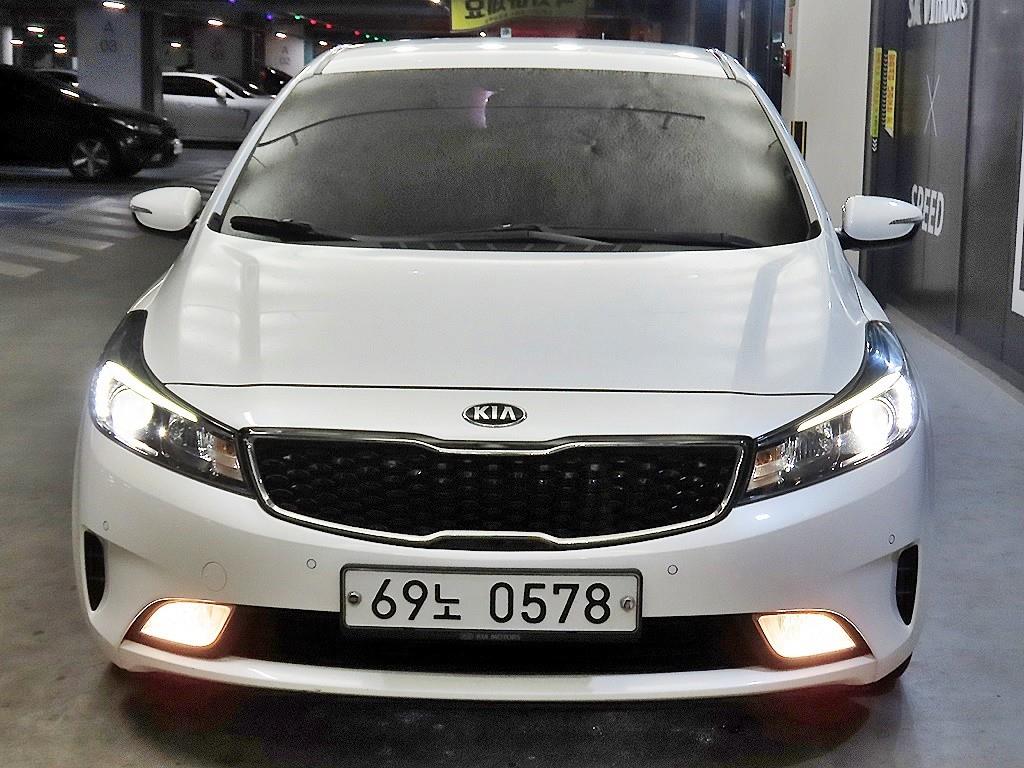 KIA K3 - Vista 2