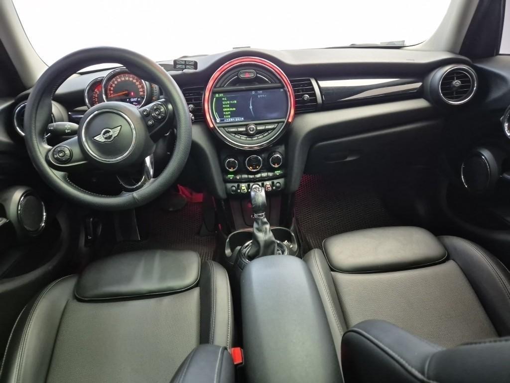 Mini Cooper - Vista 7