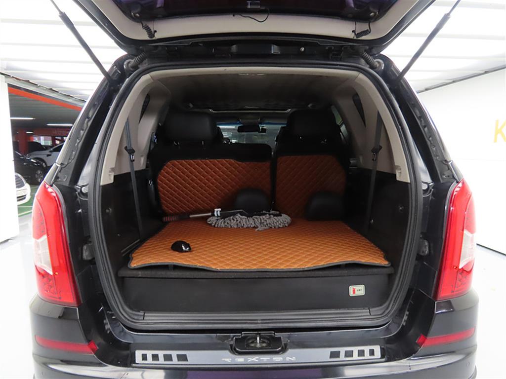 Ssangyong Rexton 2013 Negro - Importación desde Corea - HF Imports Iquique - Foto 18