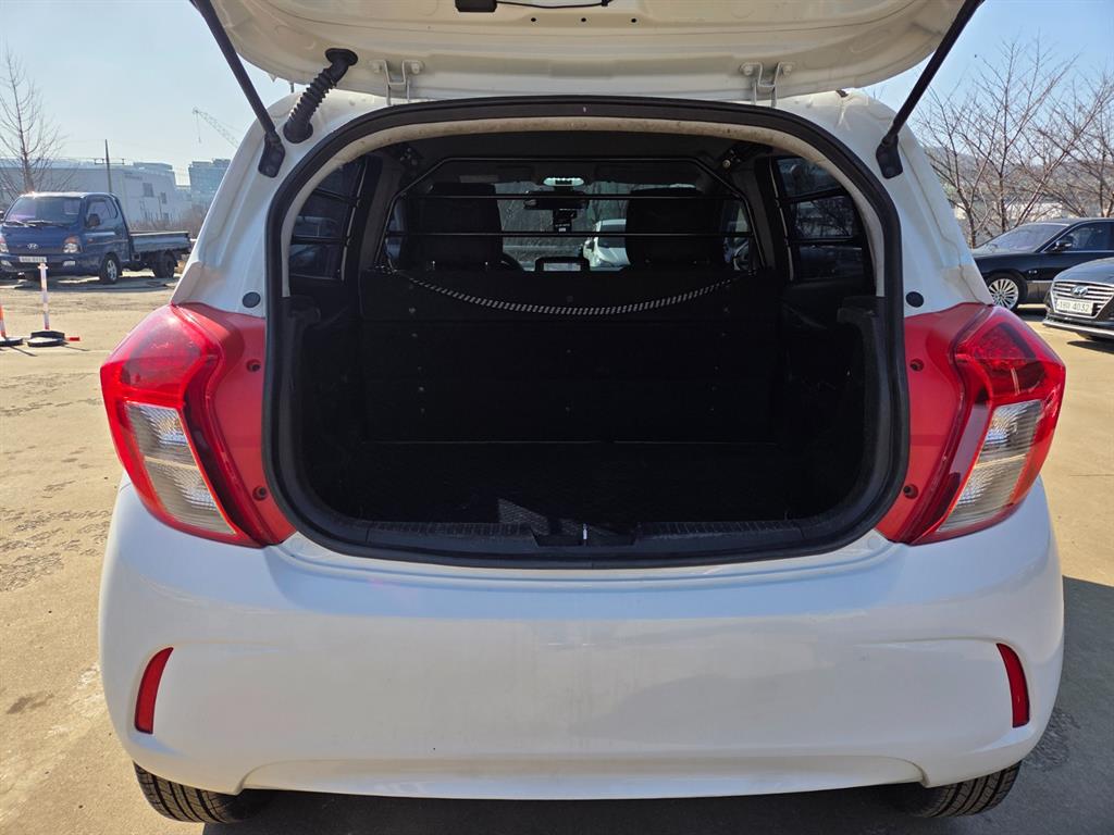 Chevrolet Spark 2017 Blanco - Importación desde Corea - HF Imports Iquique - Foto 18