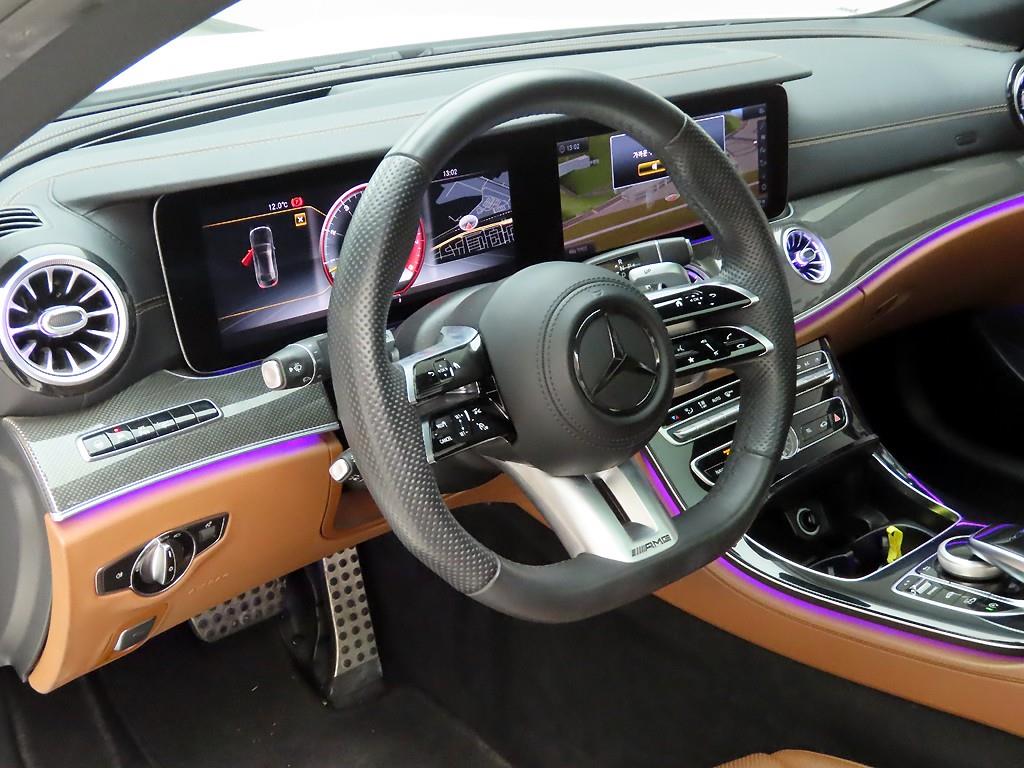 Mercedes Benz E class - Vista 6