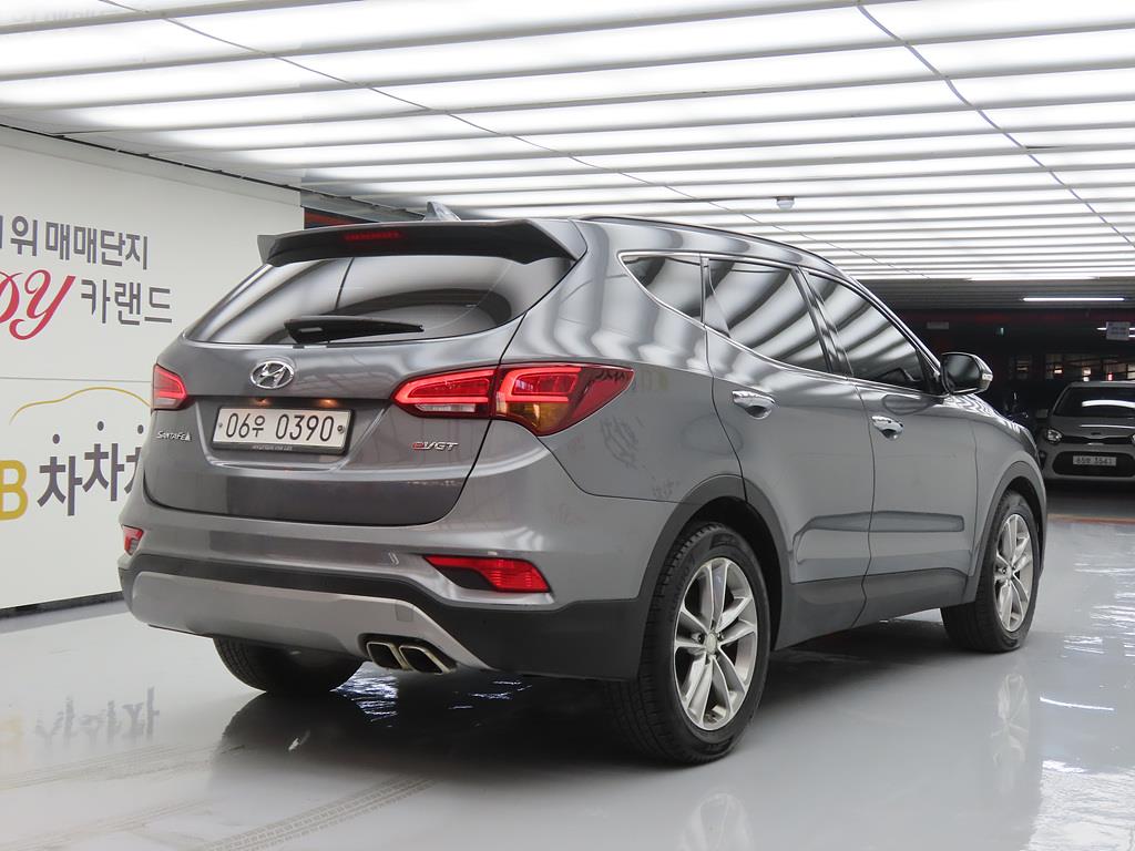 HYUNDAI Santa Fe - Vista 4