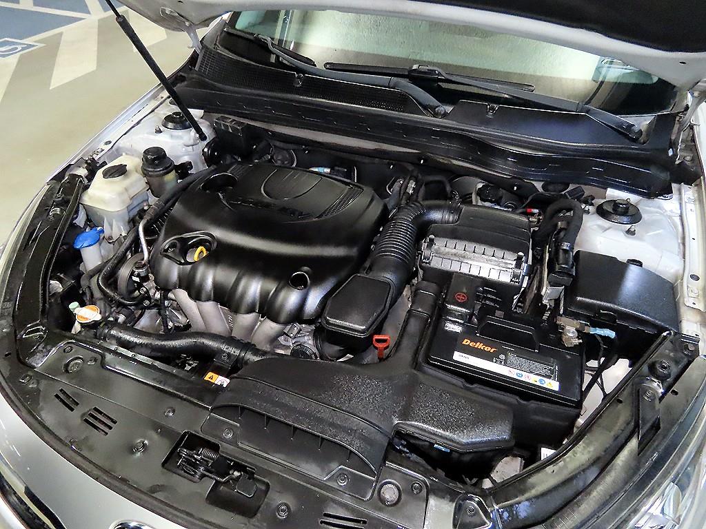 KIA K5 2011 Plateado - Importación desde Corea - HF Imports Iquique - Foto 19