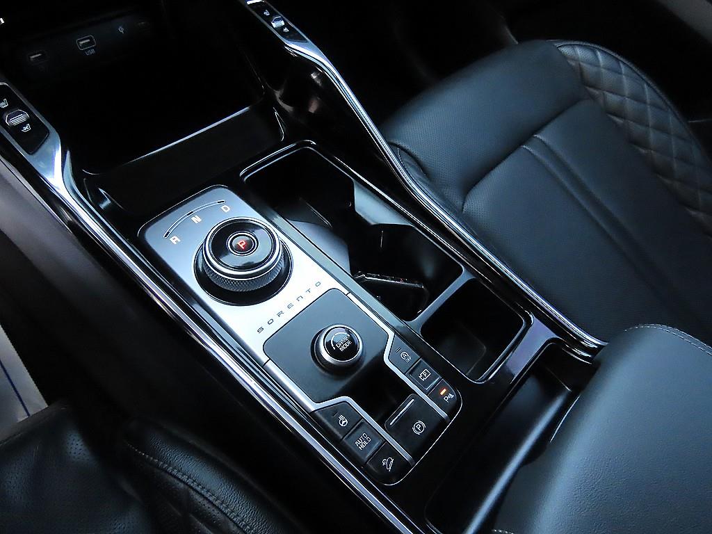 KIA Sorento - Vista 12