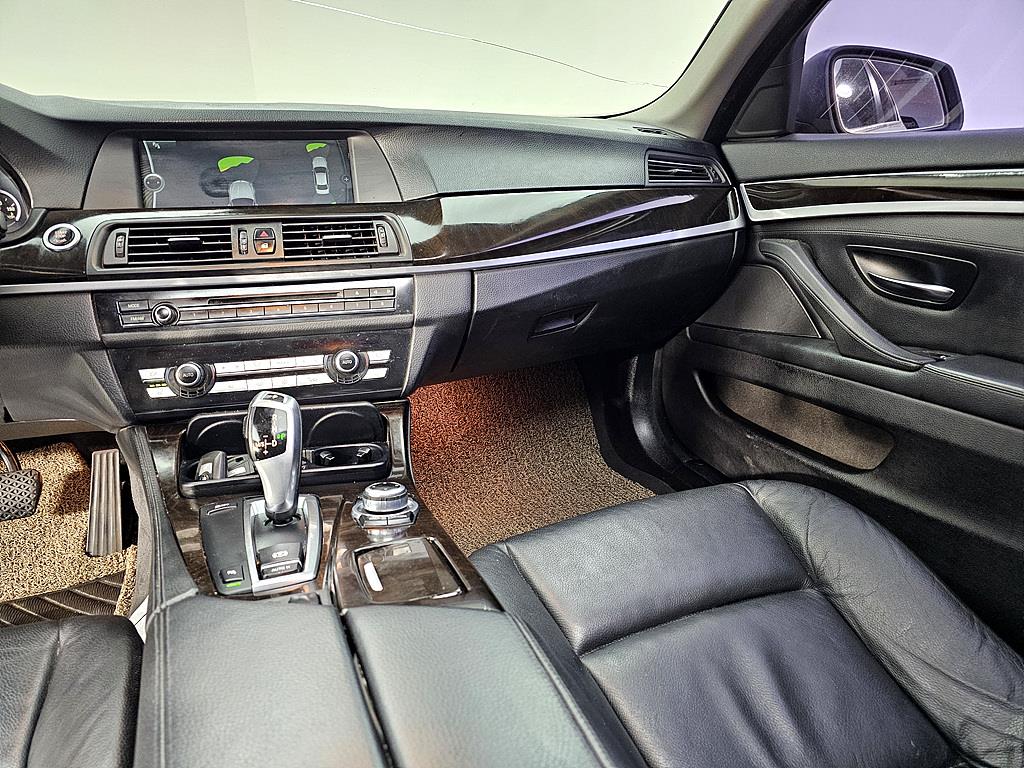 BMW 5 Series - Vista 10