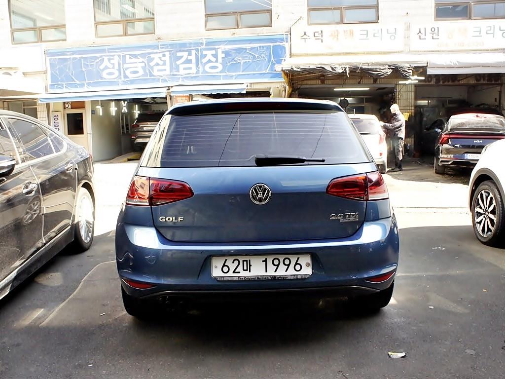 Volkswagen Golf - Vista 5