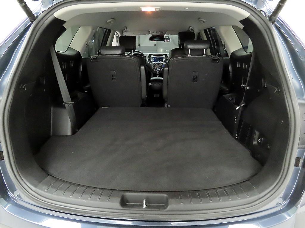 HYUNDAI Maxcruz - Vista 5