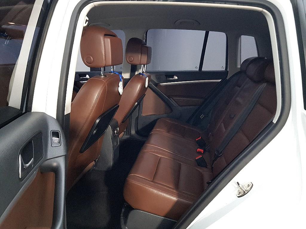 Volkswagen Tiguan - Vista 9
