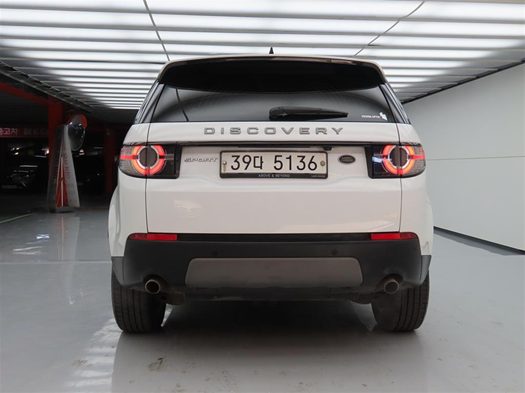 Land Rover Discovery Sports - Vista 3