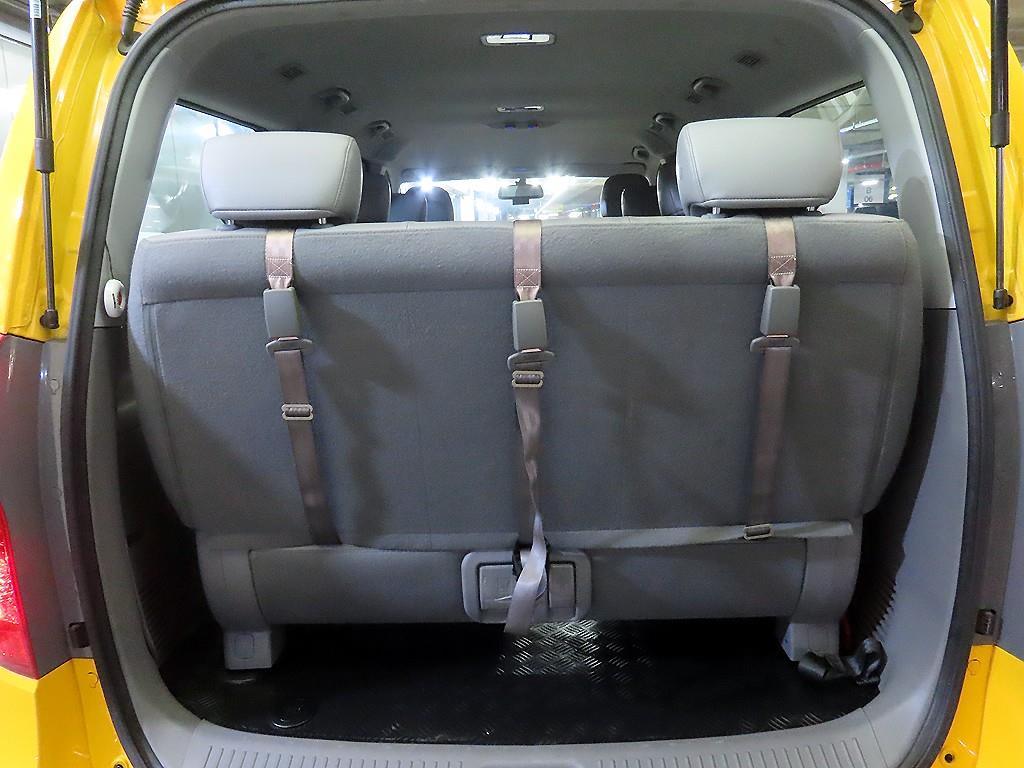 HYUNDAI Starex 2019 Amarillo - Importación desde Corea - HF Imports Iquique - Foto 17