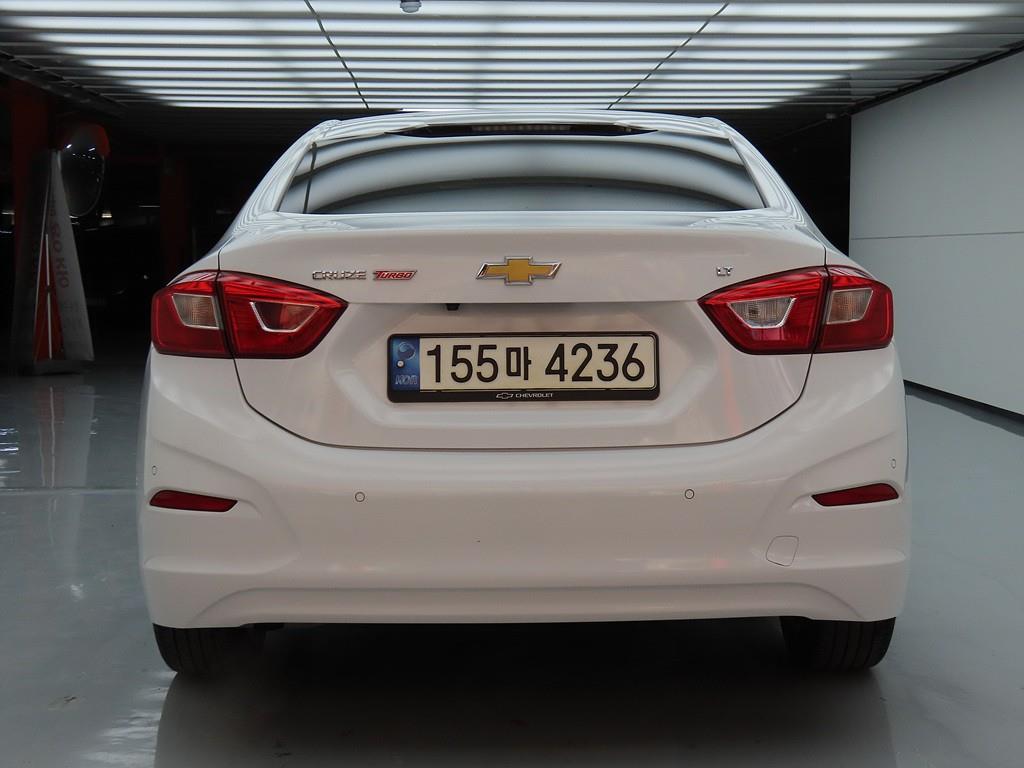 Chevrolet Cruise - Vista 4