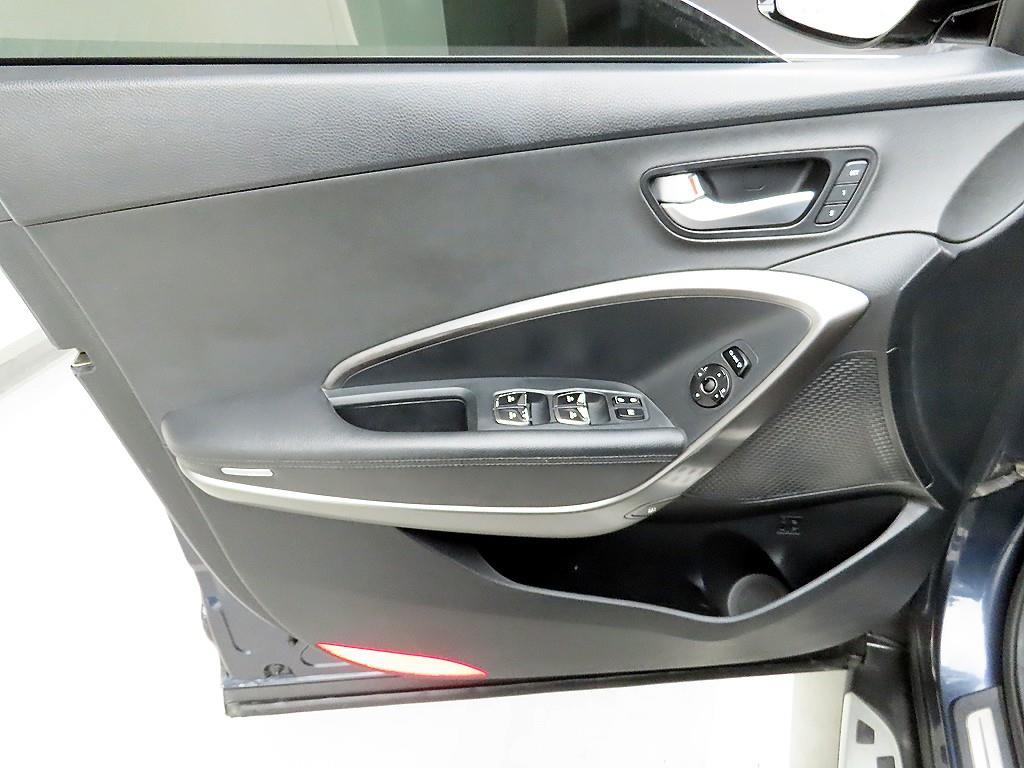 HYUNDAI Maxcruz - Vista 11