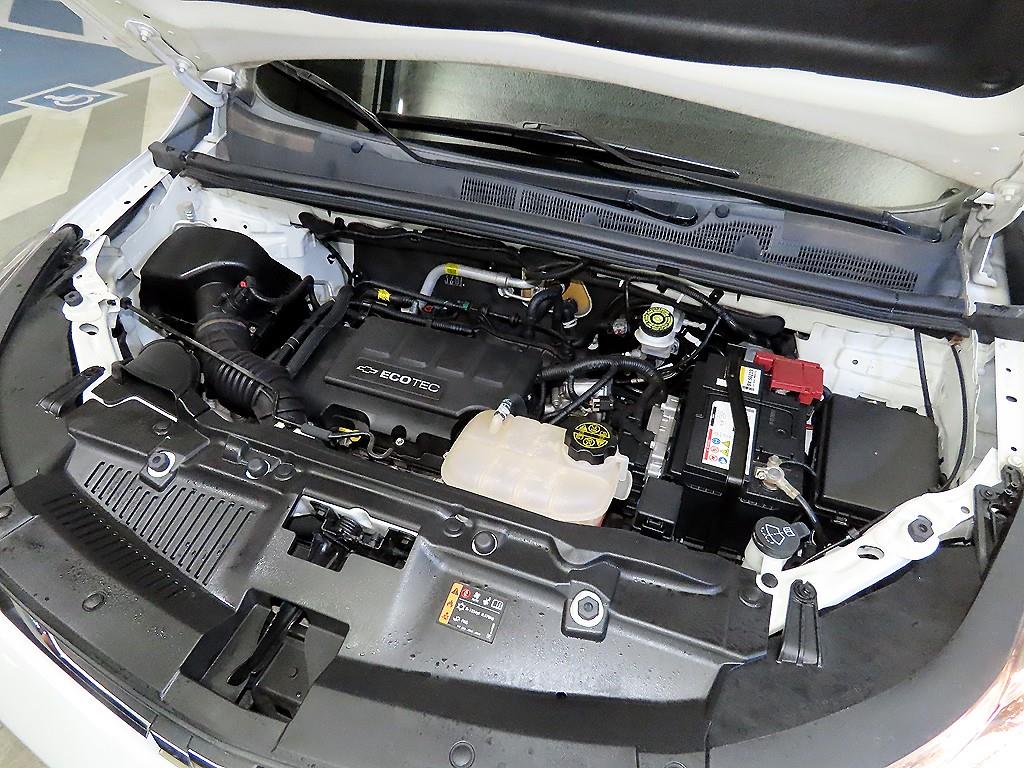 Chevrolet Trax 2018 Blanco - Importación desde Corea - HF Imports Iquique - Foto 18