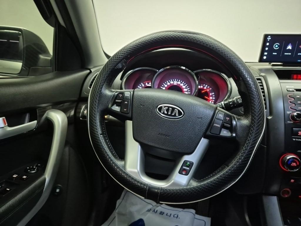 KIA Sorento - Vista 9