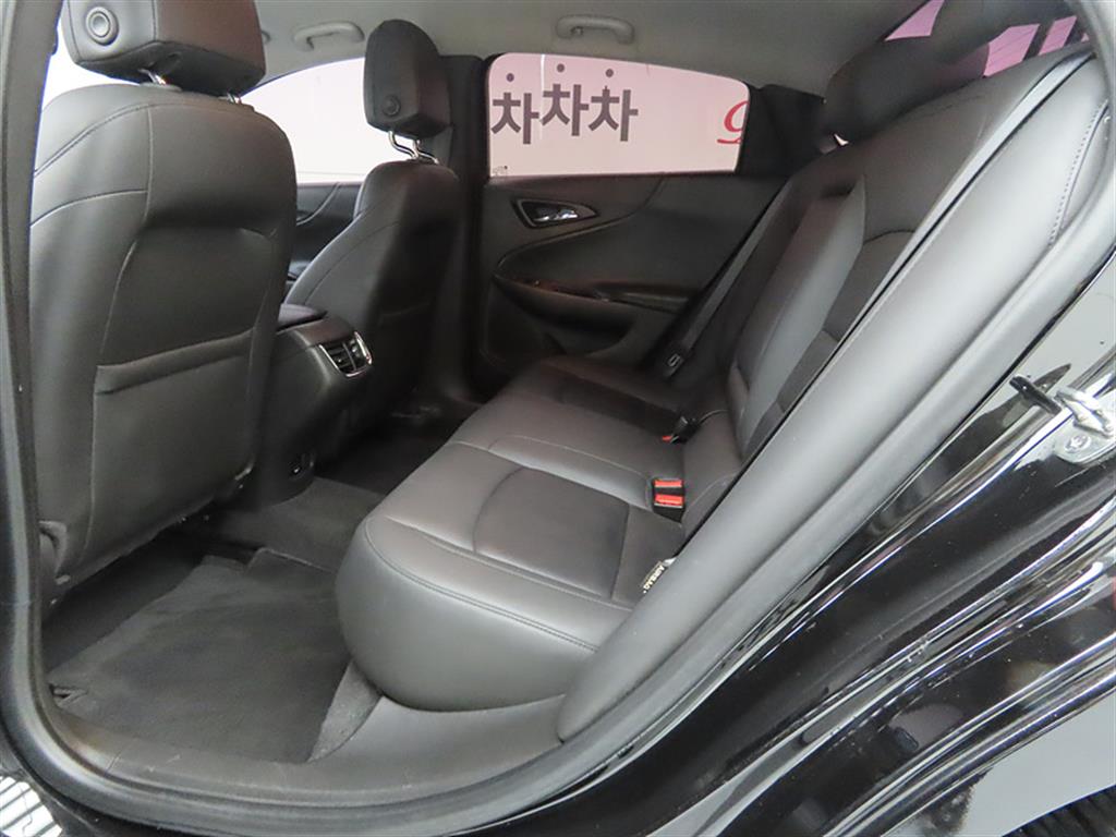 Chevrolet Malibu - Vista 6