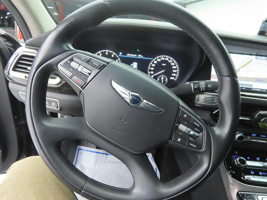 Genesis EQ900 - Vista 8