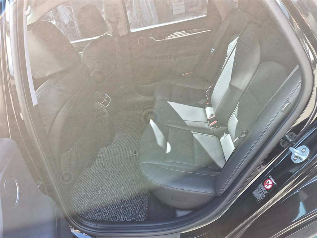 HYUNDAI Grandeur - Vista 7