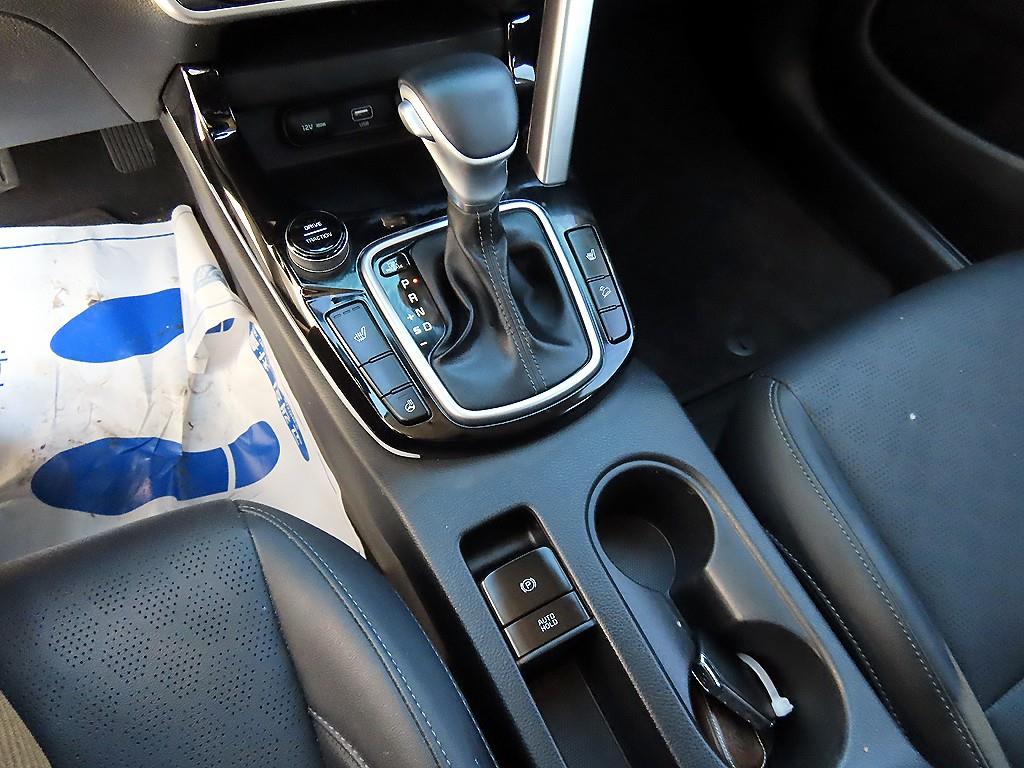 KIA Seltos - Vista 10